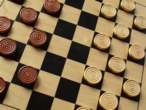 Checkers .